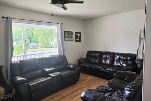 1000062932